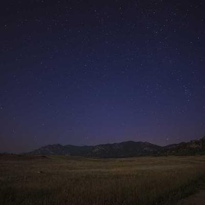 Đế Chế Macbook | Tập 1: Titanium G4: Tấm Bản Lề Nghìn Đô Xé Toạc Kỷ Nguyên Nhựa Rẻ Tiền