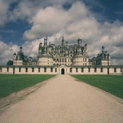 Tập 2: Cấu Trúc Hồi Ức - Biến Quá Khứ Thành Đòn Bẩy Thương Hiệu