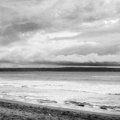 Nghịch lý 'Người tử tế': Khi Trái Tim Nóng Đối Đầu Với Cấu Trúc Lạnh