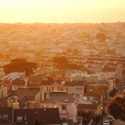 Biến Số Cảm Xúc: Tại Sao AI Không Thể 'Cảm' Như Bạn?