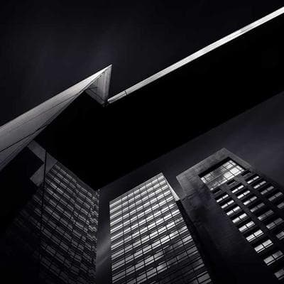 Đế Chế Macbook | Tập 3: Cánh Bướm Gãy Cánh: Khi Nỗi Ám Ảnh Vẻ Đẹp Trở Thành Cơn Ác Mộng Tỷ Đô