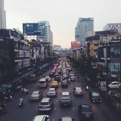 Triết Lý Be Water | Tập 2: Nước Không Hình Hài: Khi Chiếc Hũ Quyết Định Cách Bạn Dẫn Dắt